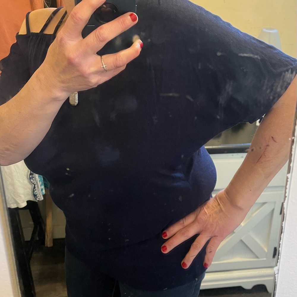 Venus Elegant Navy Women's Top - Picture 2 of 6